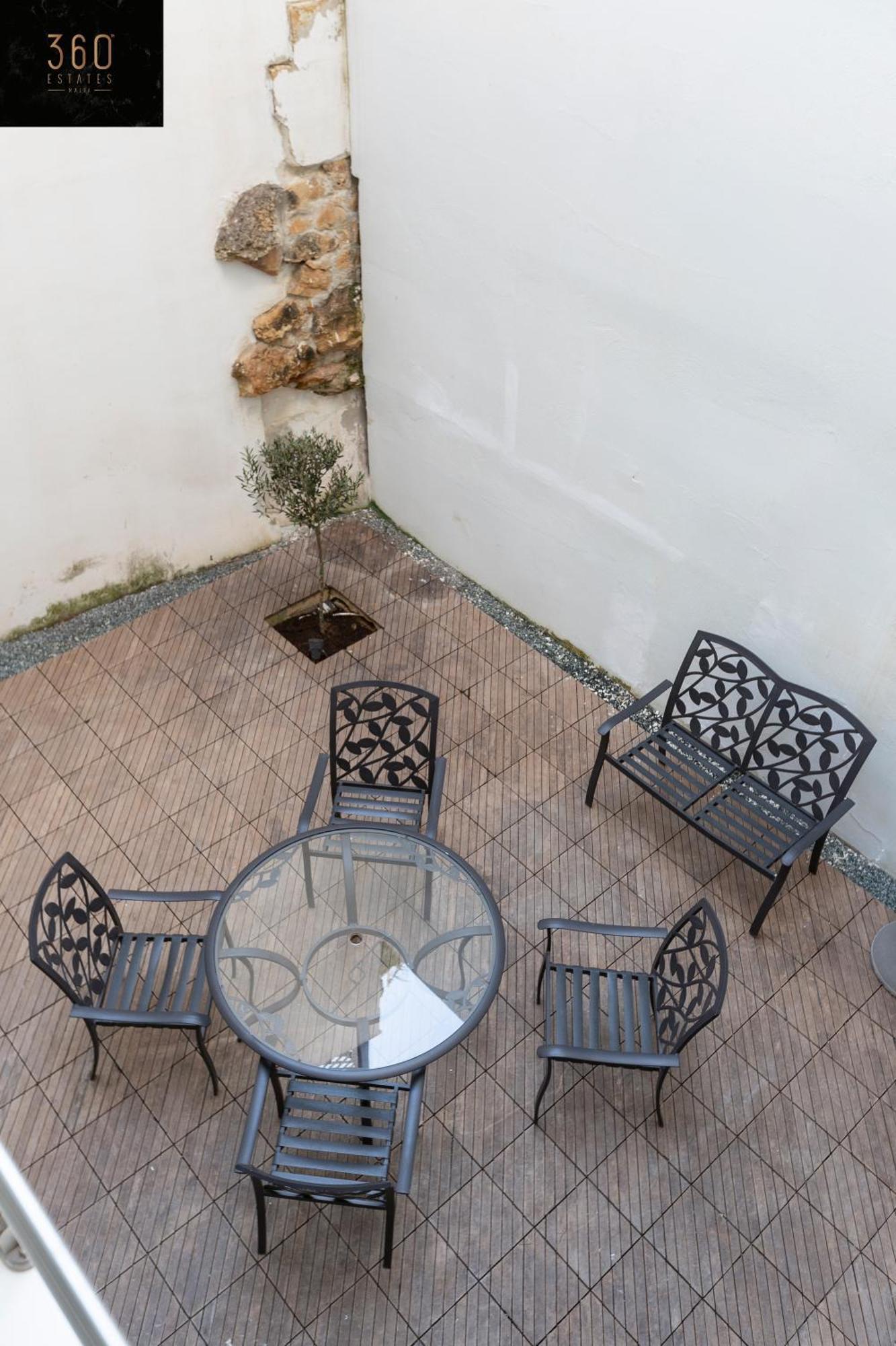 4br In Prime Location Just Off The Promenade By 360 Estates شقة