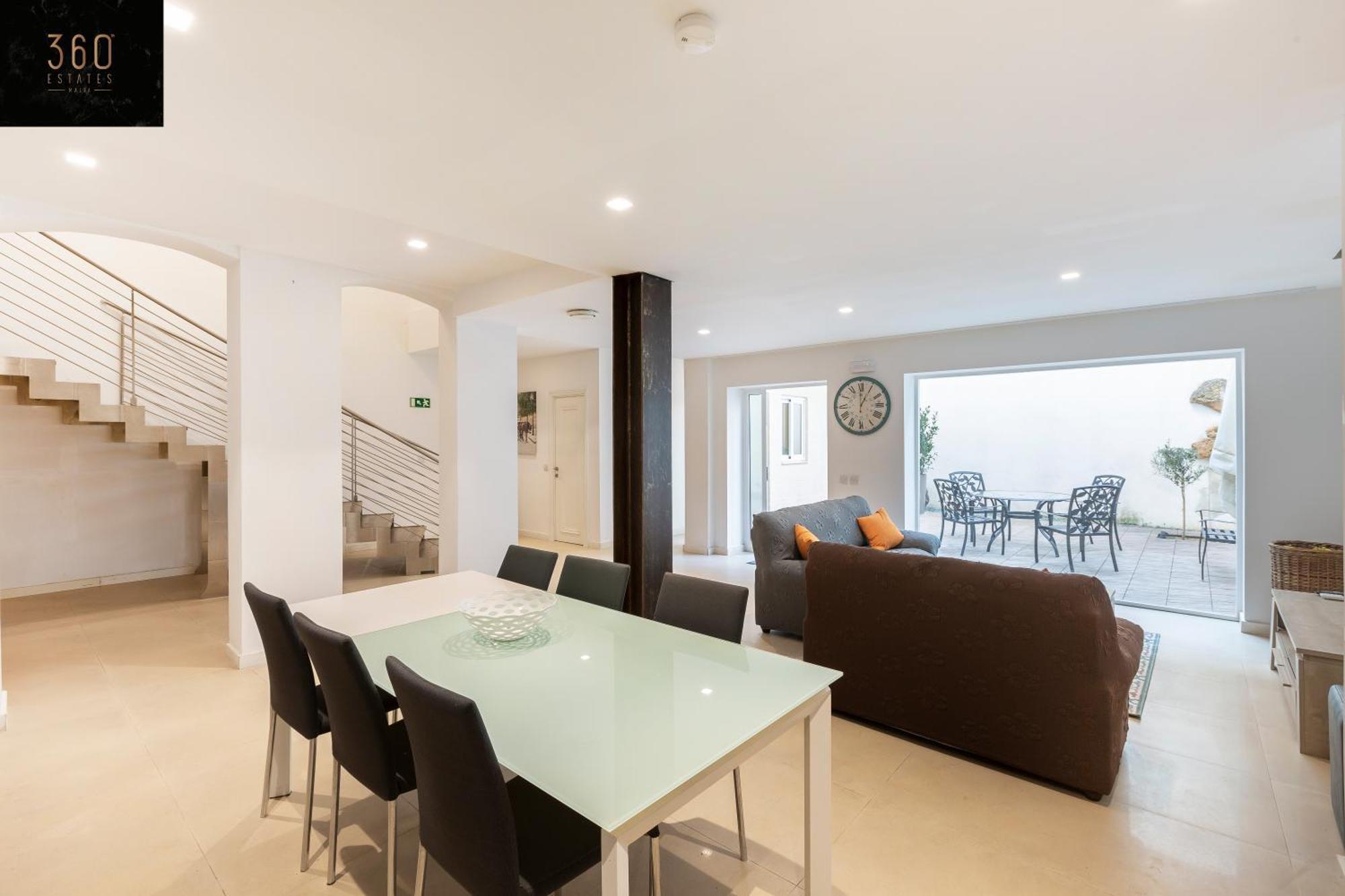 4br In Prime Location Just Off The Promenade By 360 Estates