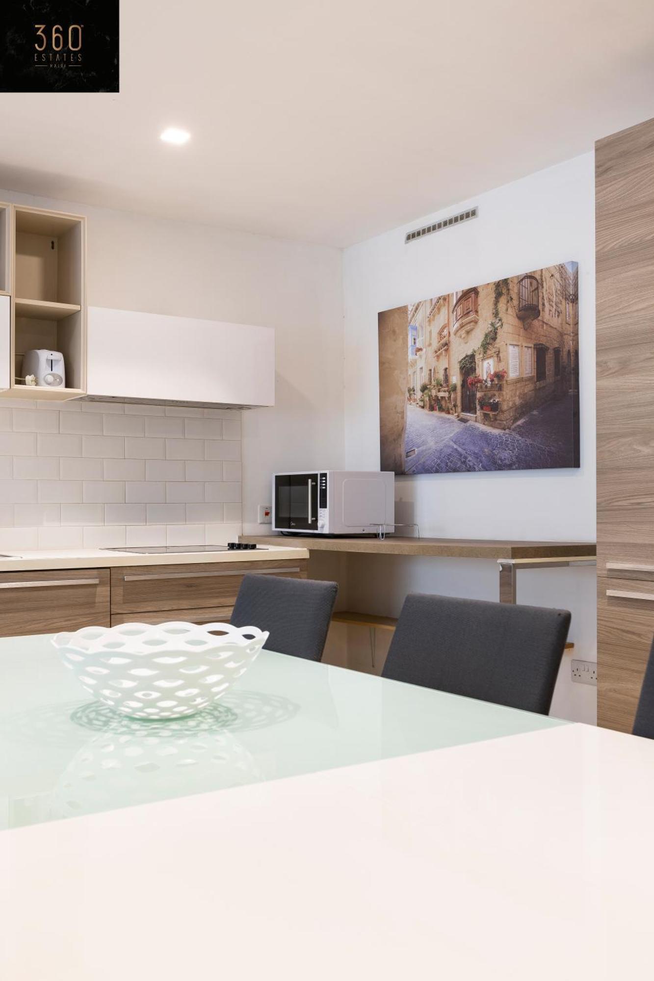 4br In Prime Location Just Off The Promenade By 360 Estates شقة سليمة